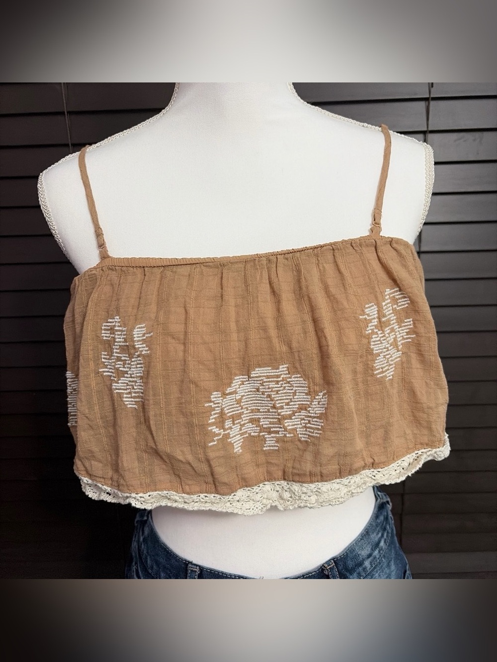 American Eagle Outfitters Tan Embroidered Cropped Camisole